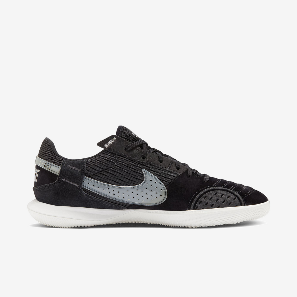 Nike Streetgato Low-Top Soccer Shoes
