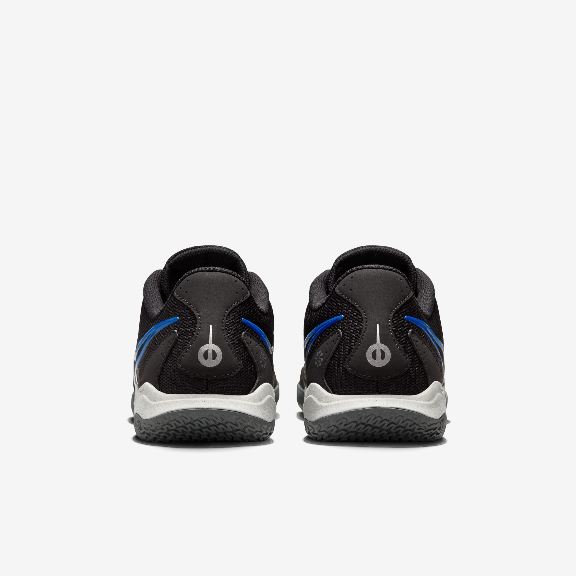 Nike Tiempo Legend 10 Academy Indoor-Court Low-Top Soccer Shoes