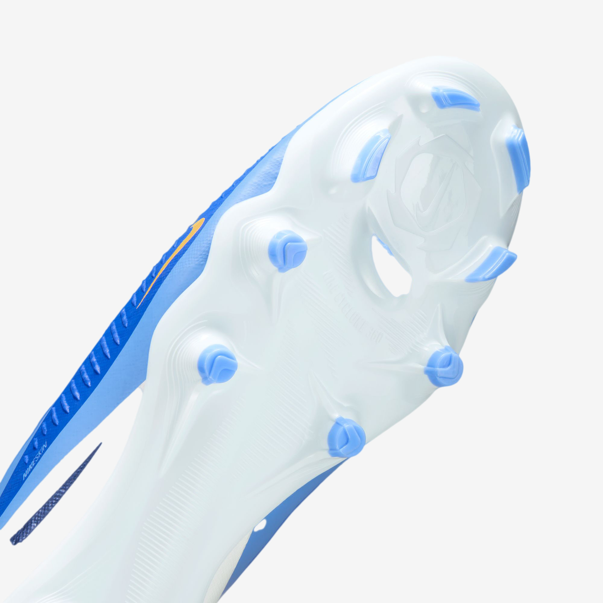 Nike Phantom 6 High Academy Multi-Ground Soccer Cleats