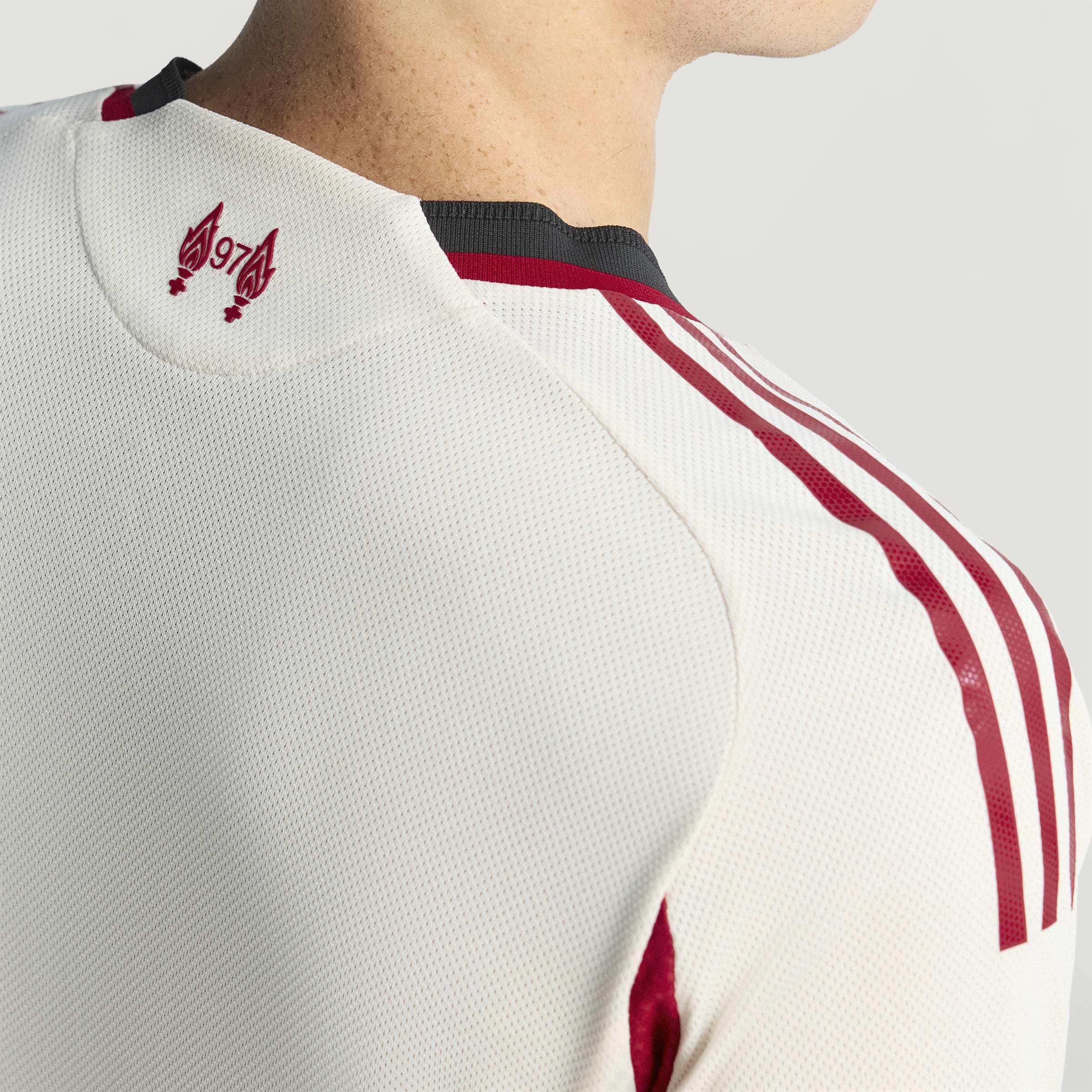 adidas Liverpool FC 25/26 Away Authentic Jersey