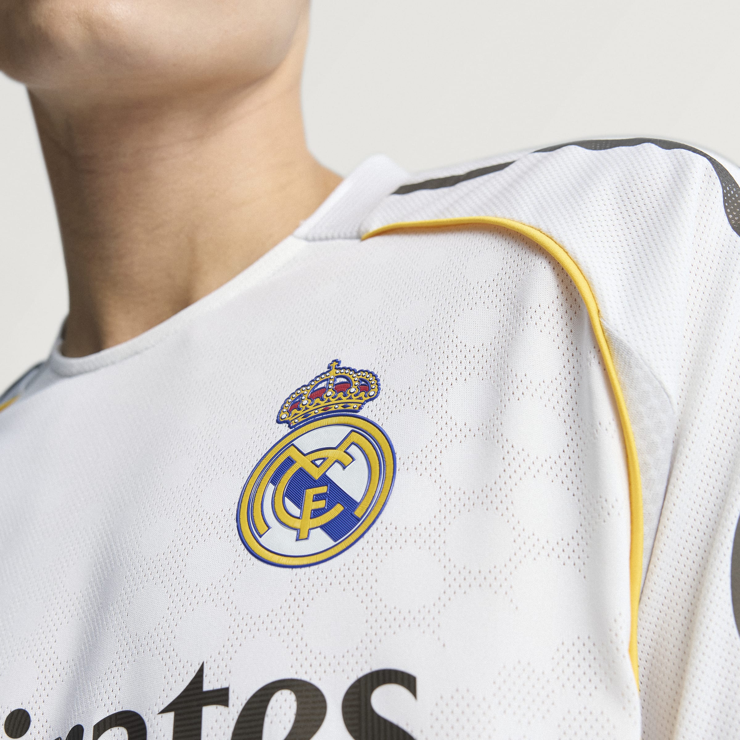 adidas Real Madrid 25/26 Home Authentic Jersey