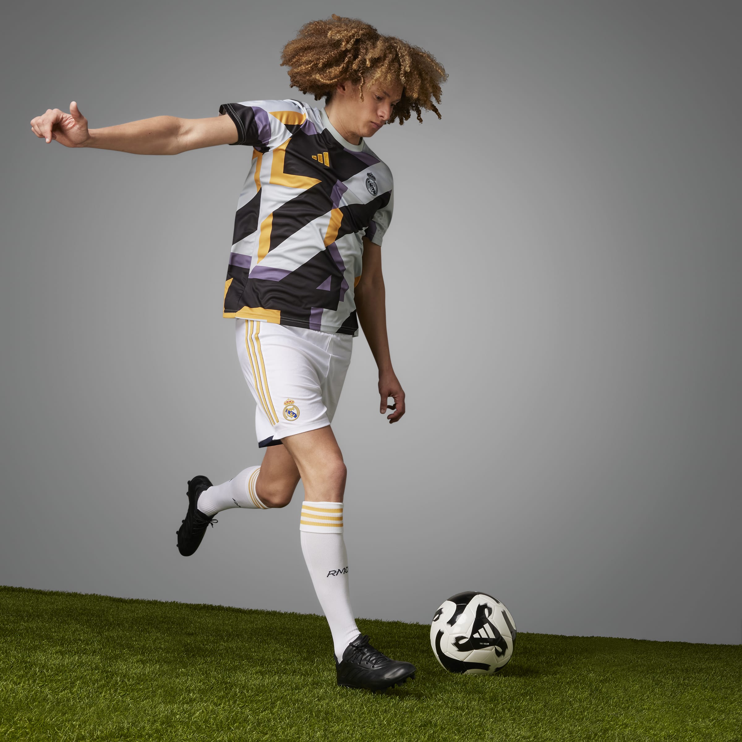 adidas Real Madrid Pre-Match Jersey