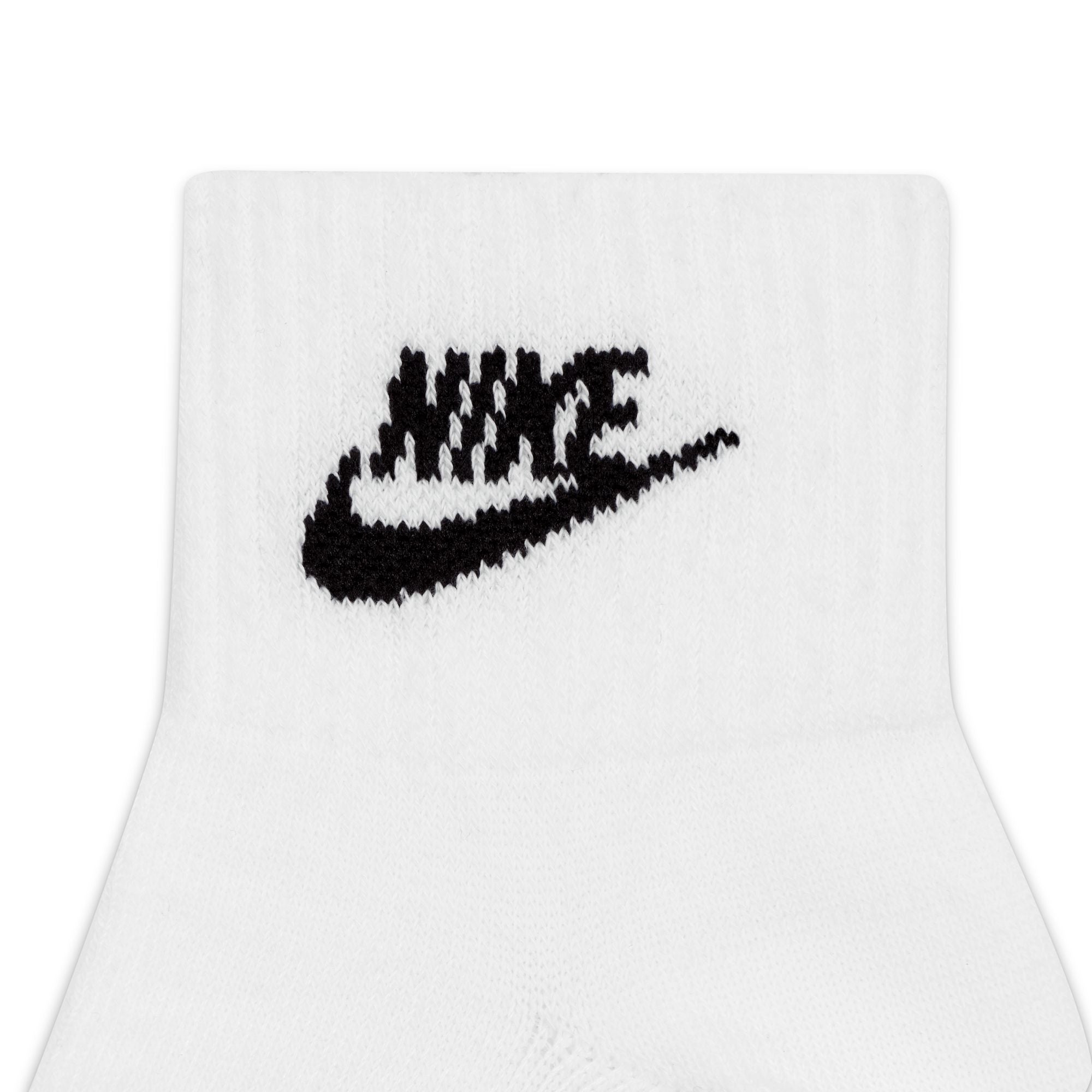 Nike - Everyday Essential Ankle Socks (3 Pairs)