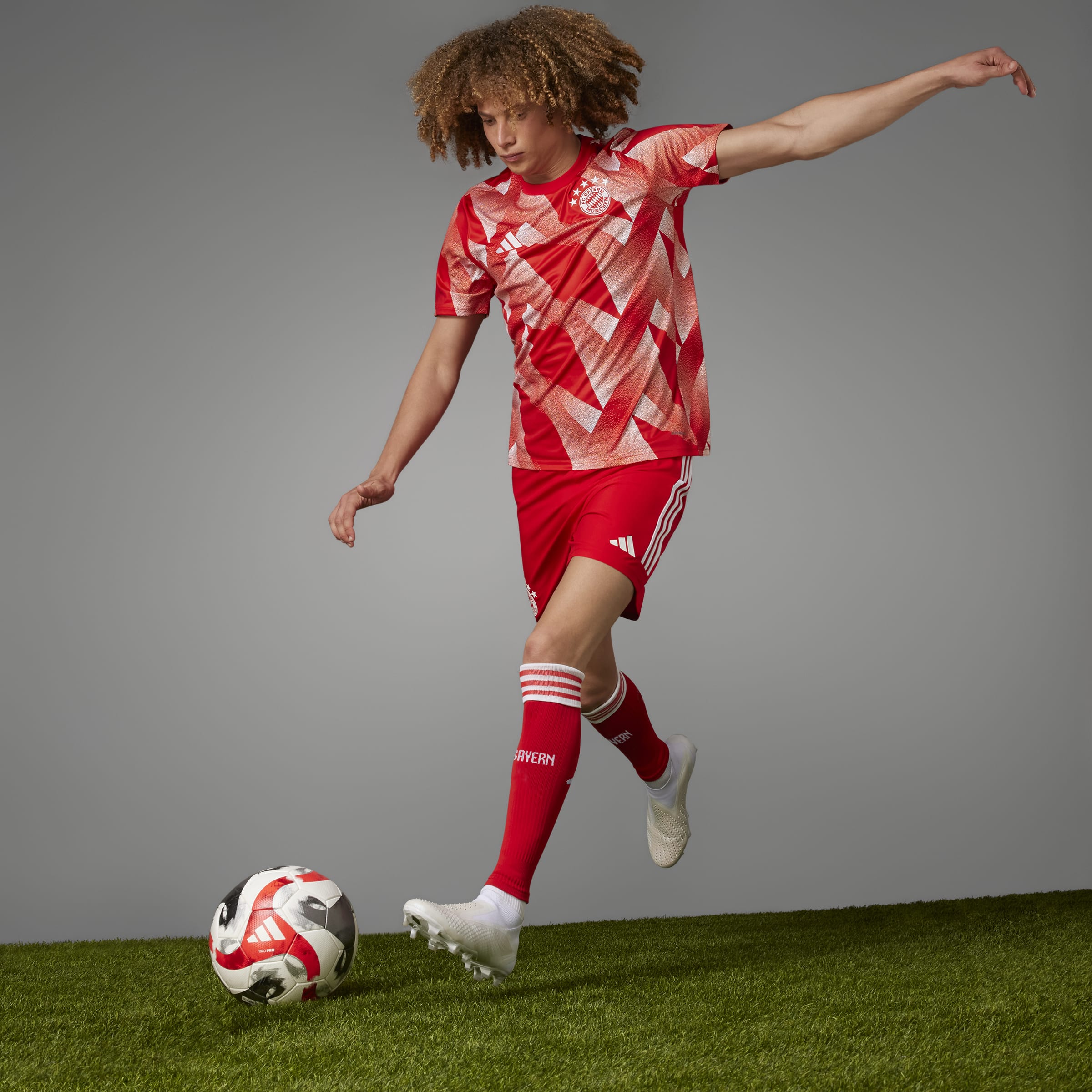 adidas FC Bayern Pre-Match Jersey