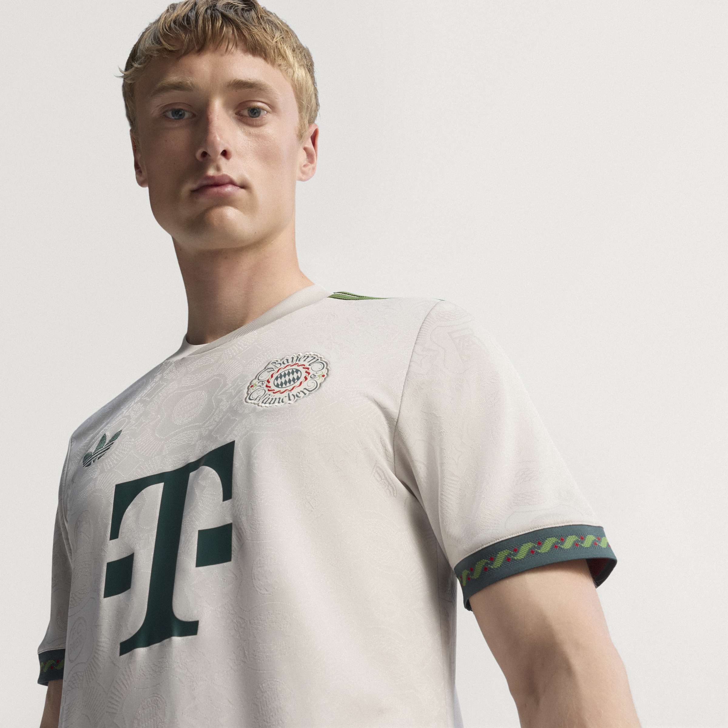 adidas FC Bayern 25/26 Wiesn Jersey