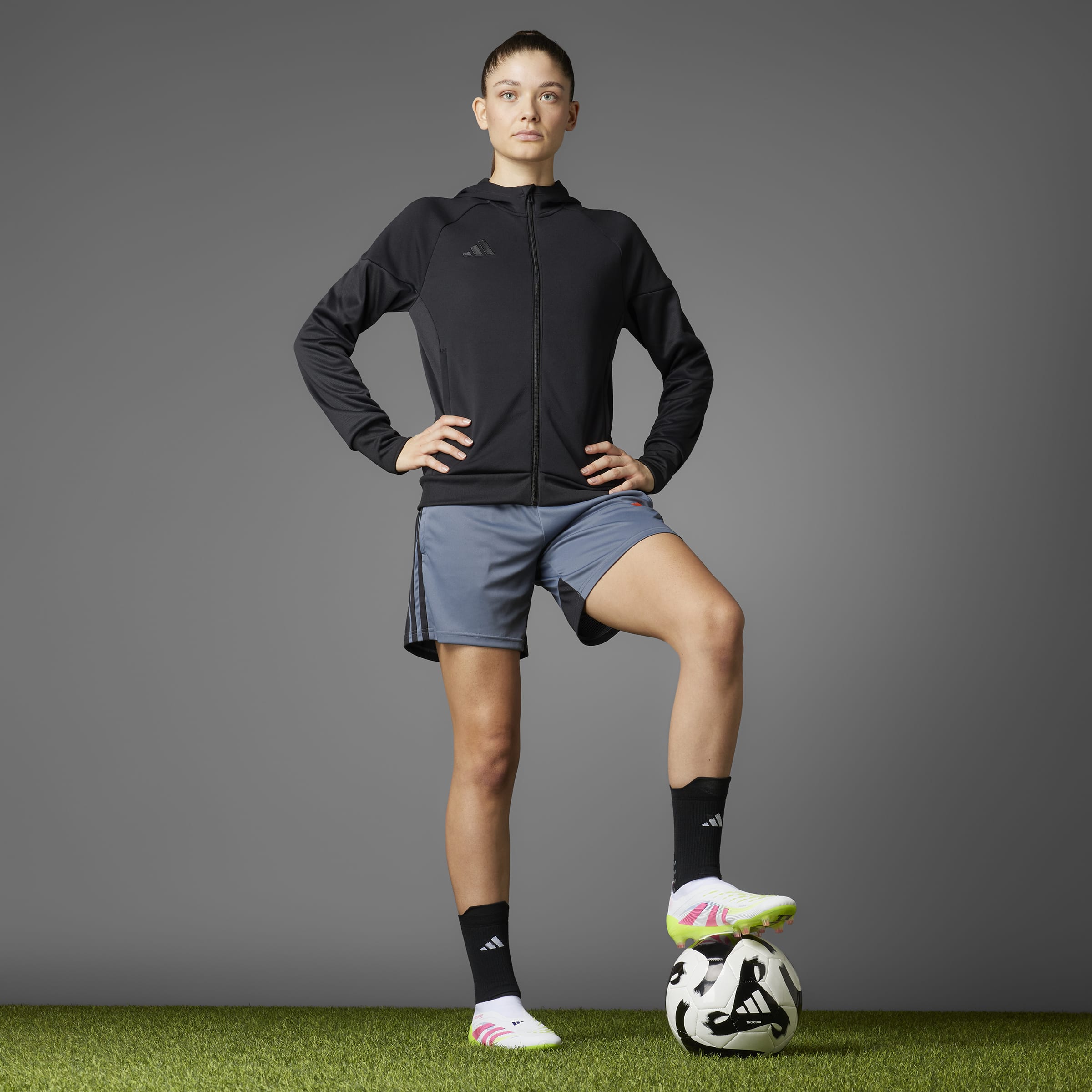 adidas Predator 25 Elite Laceless Firm Ground Cleats